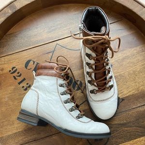 JOSEPH SEIBEL Sanja Womens Off White Brown Leather Lace Up Bootie’s Size 36